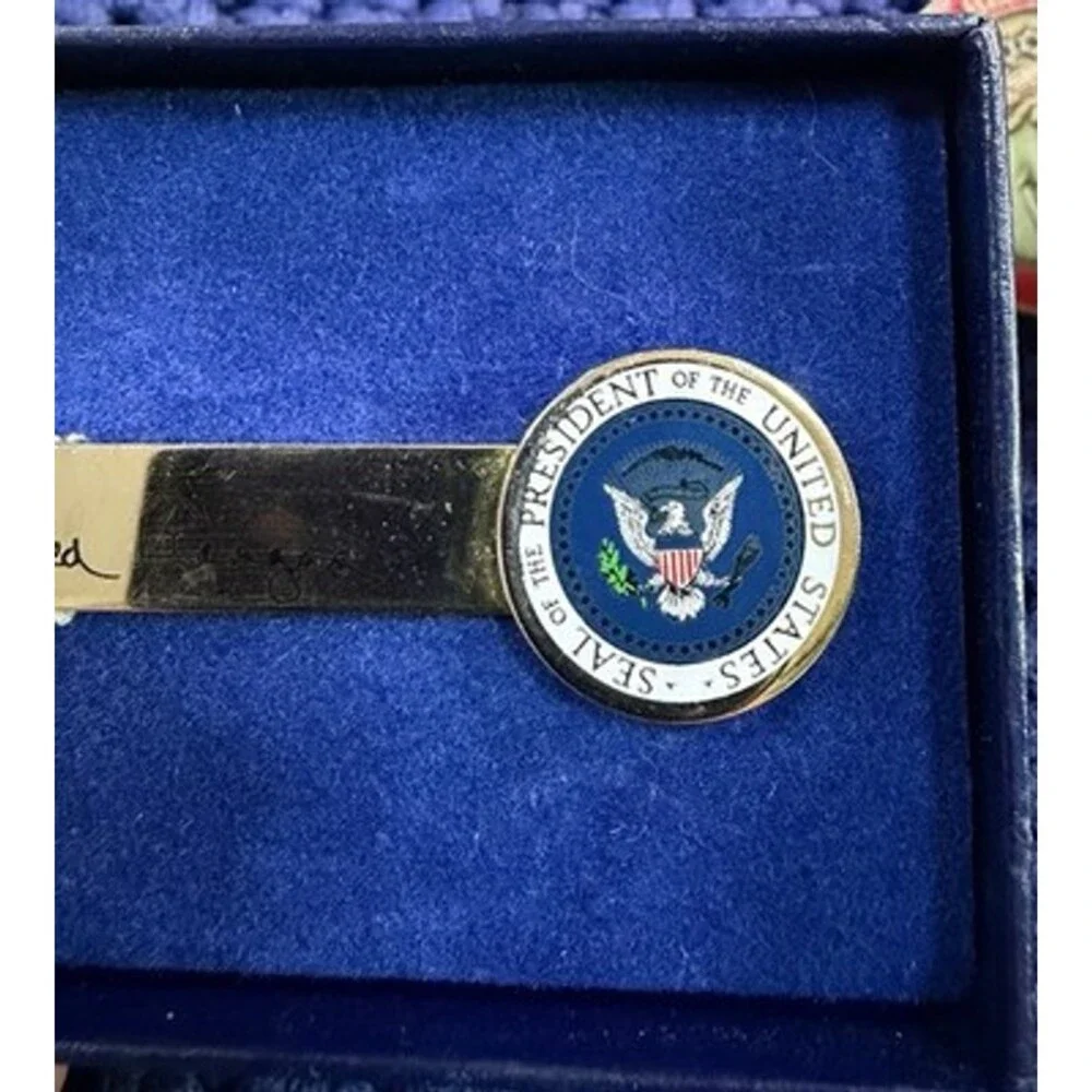 Vintage Ronald Regan Presidential Presentation Tie Clip w Original Box
